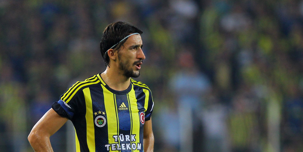 Everton scouting Fenerbahce midfielder