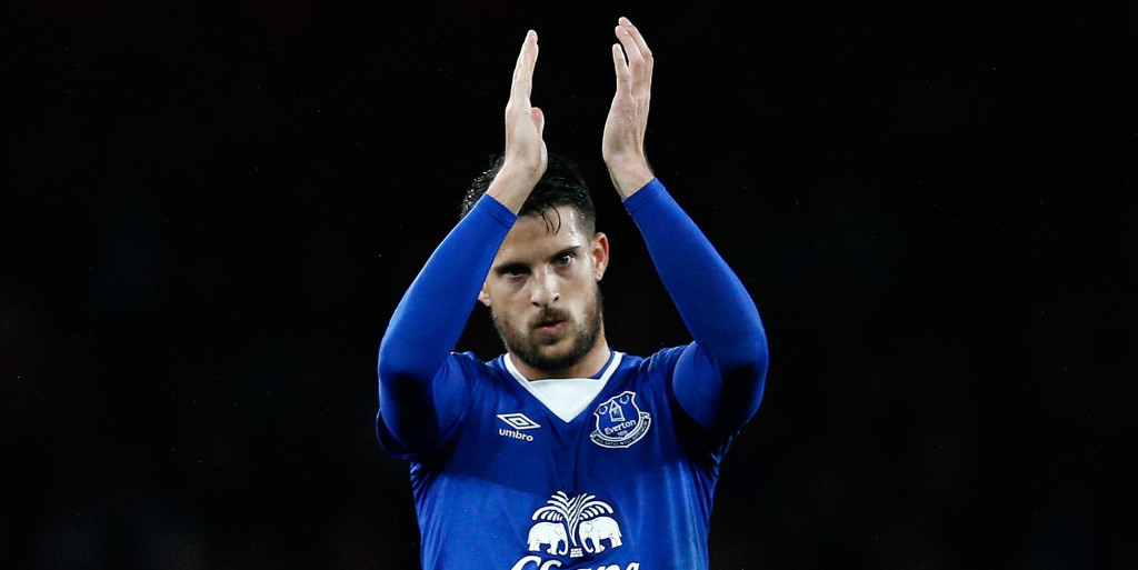 Everton stay firm over Mirallas