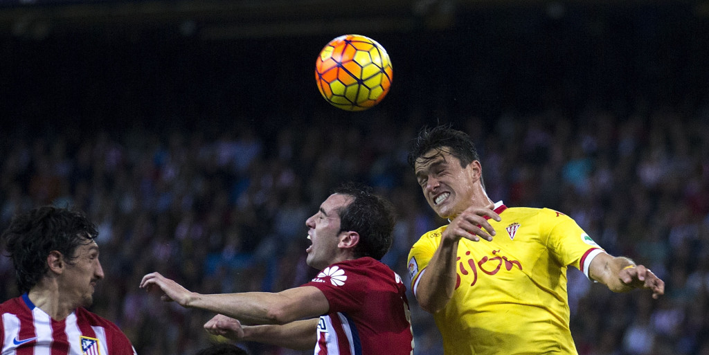Everton keen on Gijon defender