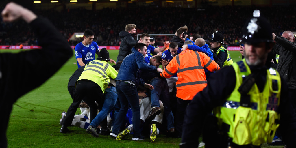 Toffees avoid sticky situation