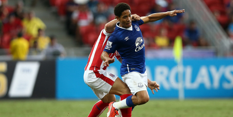 Pienaar considering China