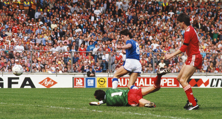 David Cannon/Hulton Archive/Getty Images