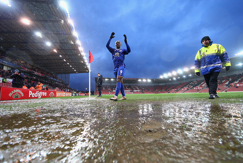 Left midfield - Arouna Kone