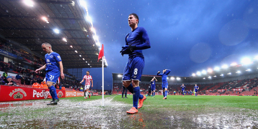 Oviedo signs contract extension