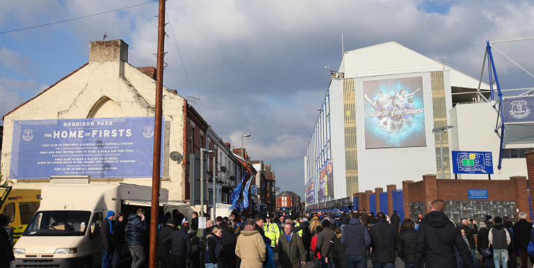 Everton reduce Season Ticket prices
