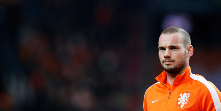 Everton meet Wesley Sneijder’s release clause