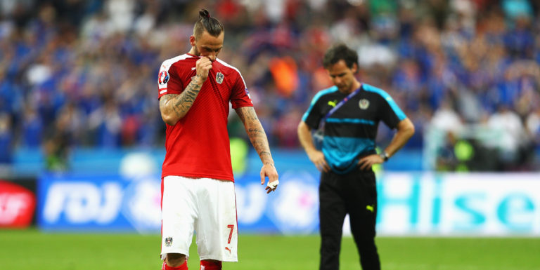 Arnautovic set to sign for Toffees