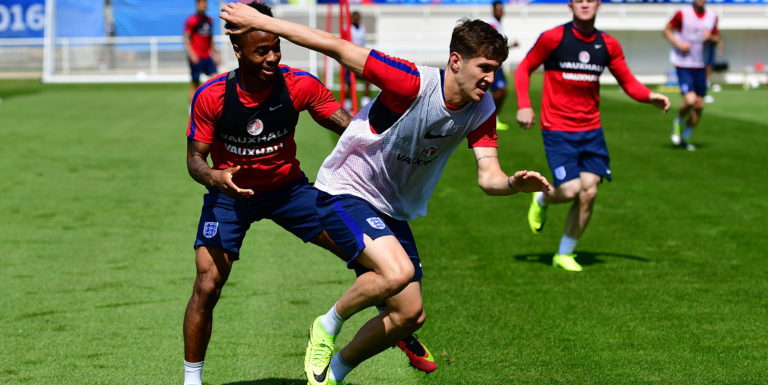 Manchester City prepare £50m bid for Stones