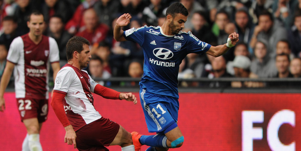Everton set to battle West Ham over Lyon winger