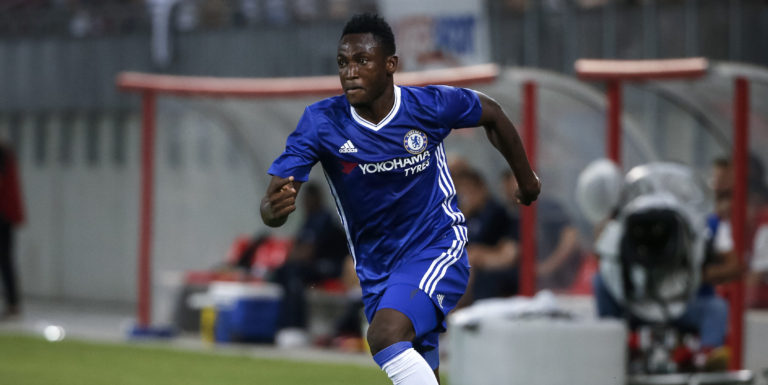 Everton looking to sign Chelsea outcast Baba Rahman