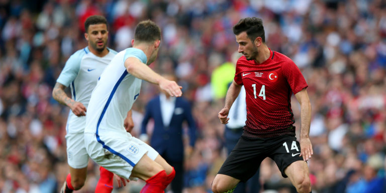 Everton target close to signing new deal with Besiktas