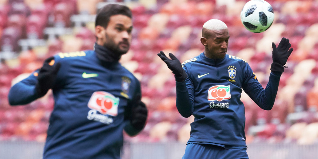 Everton face slew of clubs to sign Brazilian playmaker