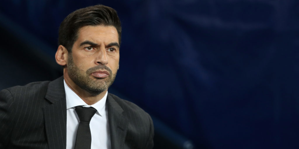 Everton managerial target signs new deal