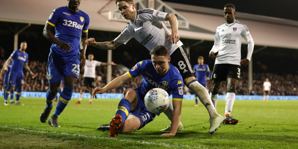 Pennington signs new deal with Everton