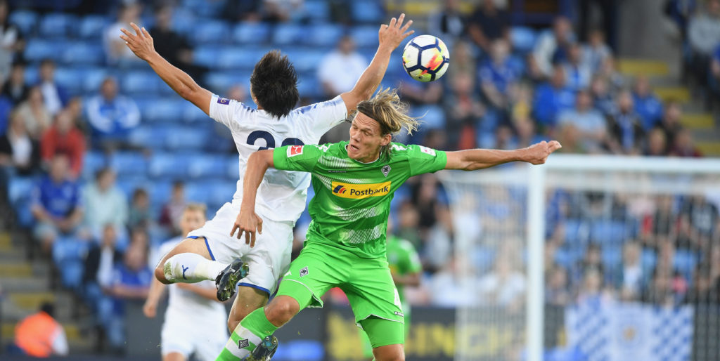Everton lodge bid for World Cup defender