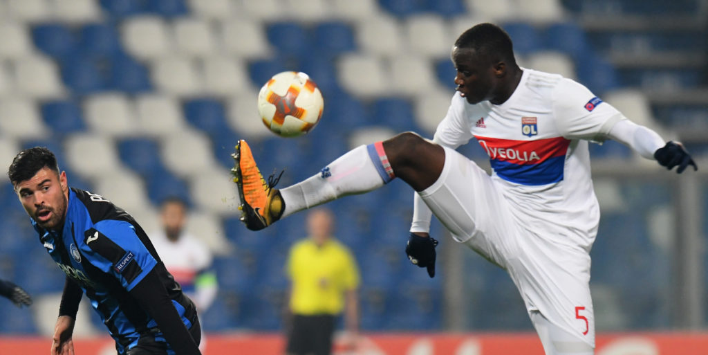 Everton fail in bid for defender