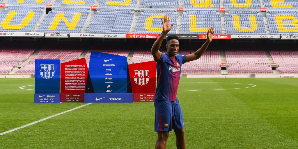 Barcelona star’s agent denies that his player has signed for Everton