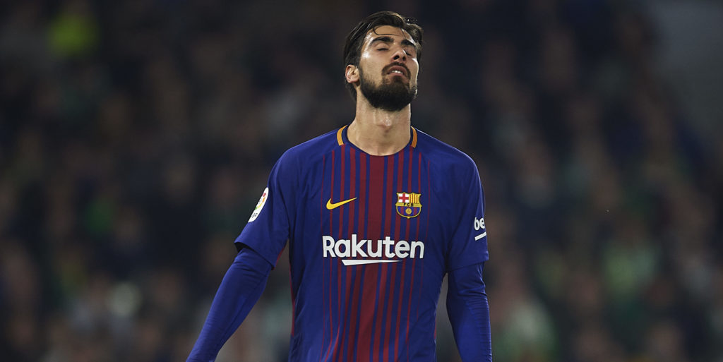 Wantaway Barcelona midfielder linked with Toffees switch