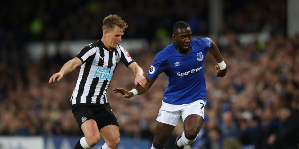 Everton forward closing in on Fenerbahce loan switch
