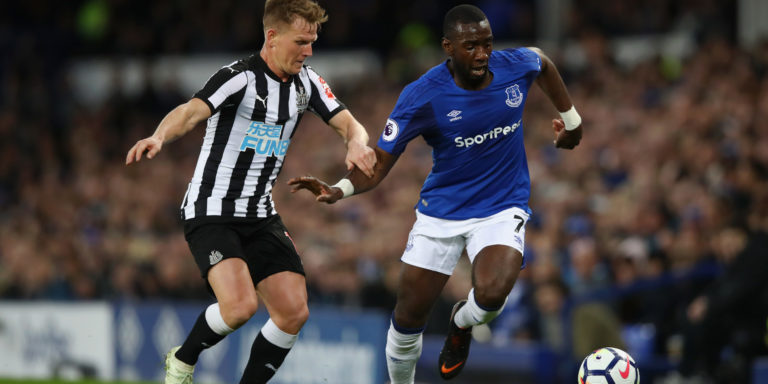 Everton forward closing in on Fenerbahce loan switch