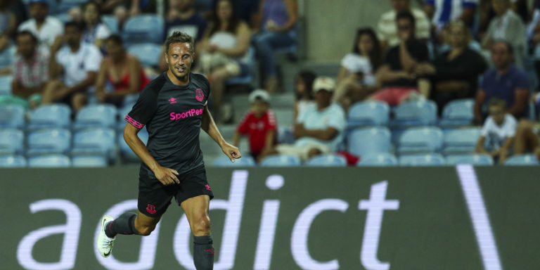 Silva insists that Jagielka remains in his plans