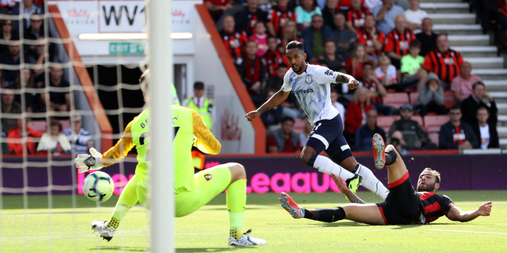 Everton star Walcott sets his sights on England recall