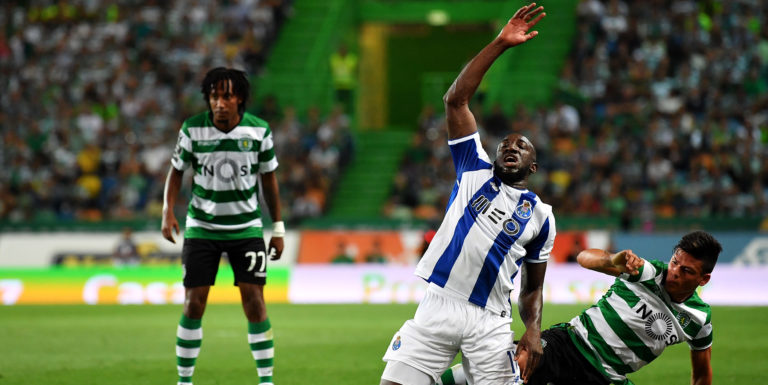 Everton hold talks over Marega deal