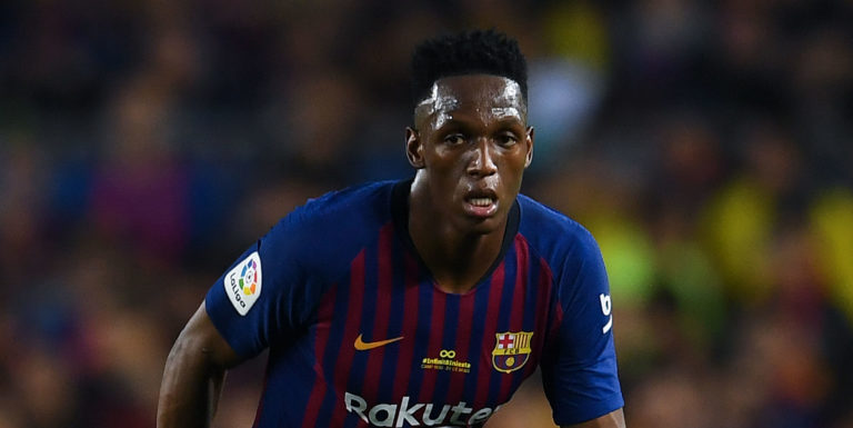 Everton complete deals for Mina and Gomes