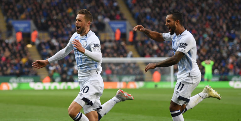 Theo Walcott aiming for top-four finish at Everton