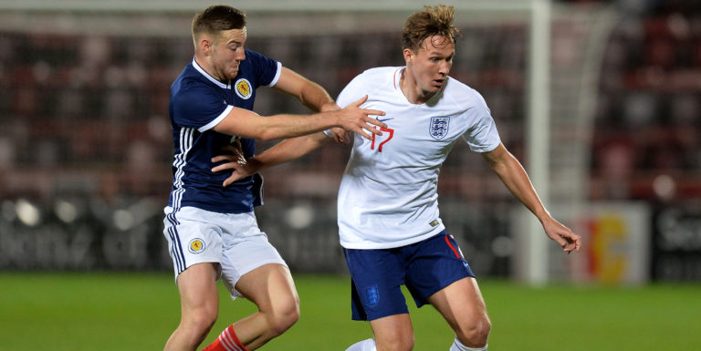 Gerrard talks up move for Everton’s Dowell