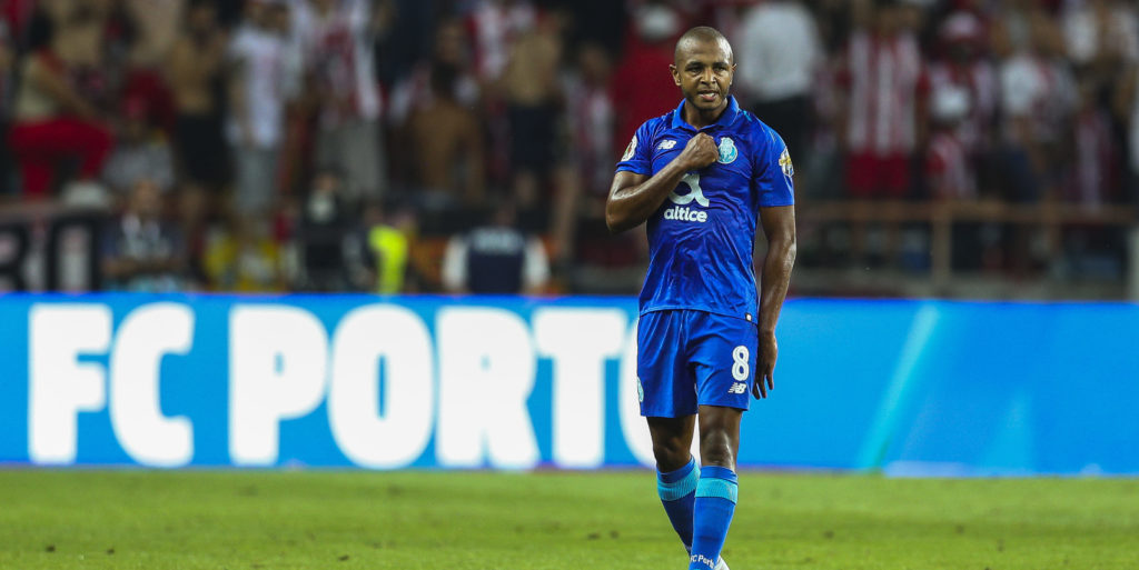 Everton keeping tabs on Porto’s Brahimi
