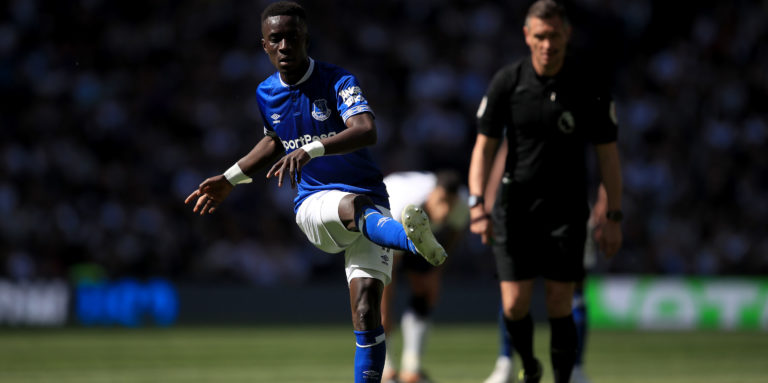 PSG make an offer for Gueye, but should Everton accept it?