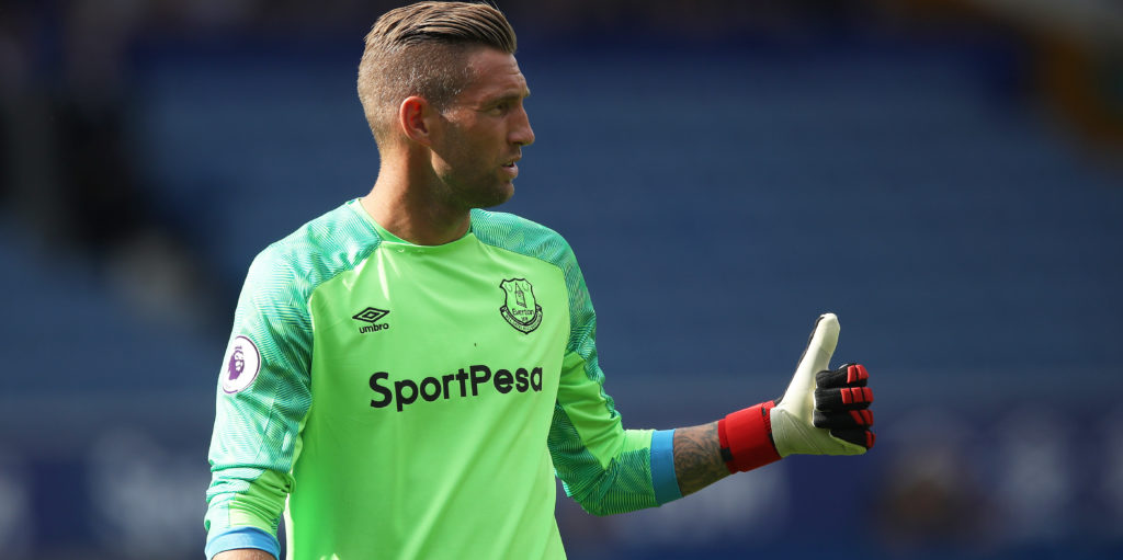 Real Madrid looking at deal for Marteen Stekelenburg – How should Everton respond?