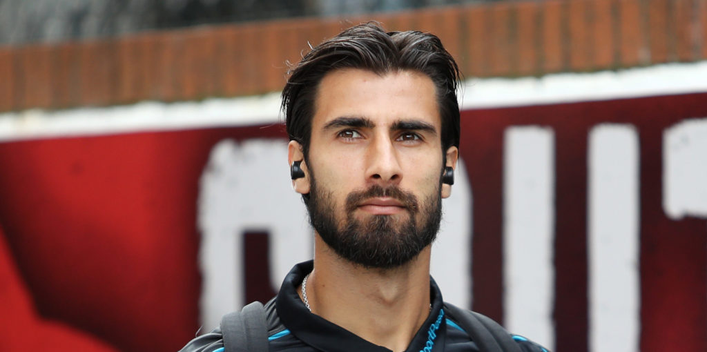 These Everton fans can’t understand ‘pointless’ injury update about Andre Gomes