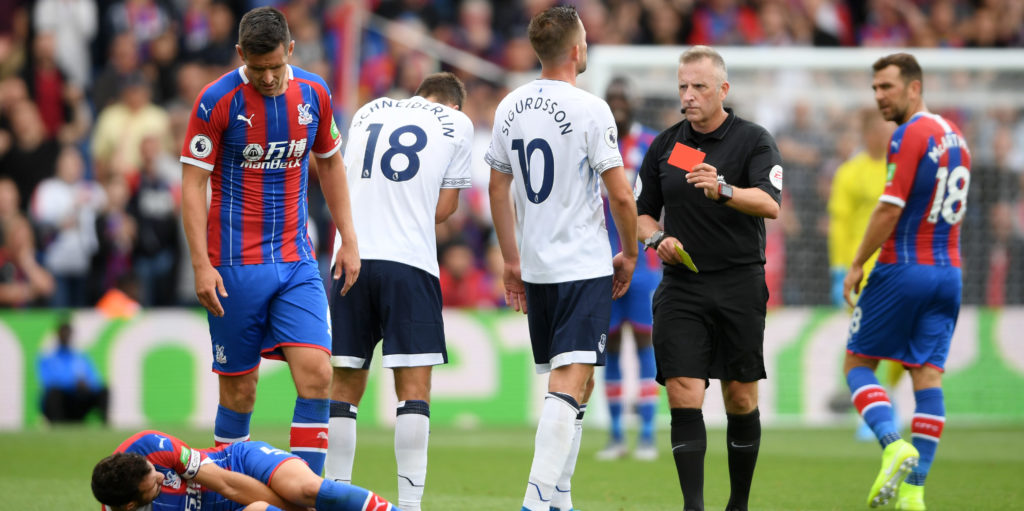 Schneiderlin sent off against Palace – Fan Reactions