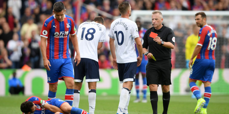 Schneiderlin sent off against Palace – Fan Reactions