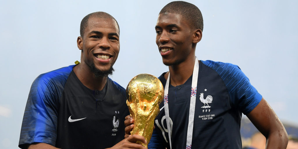 Toffees look set to sign Djibril Sidibe – What do Everton fans think of the move?