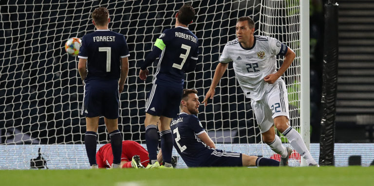 These Everton fans aren’t keen on signing Artem Dzyuba
