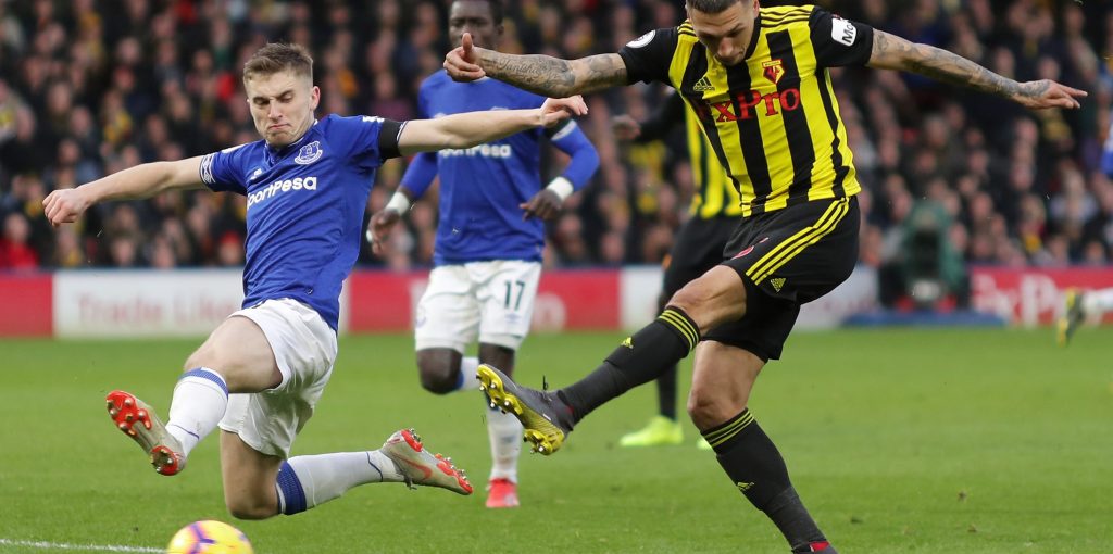 Kenny refuses to be drawn on long-term Everton future