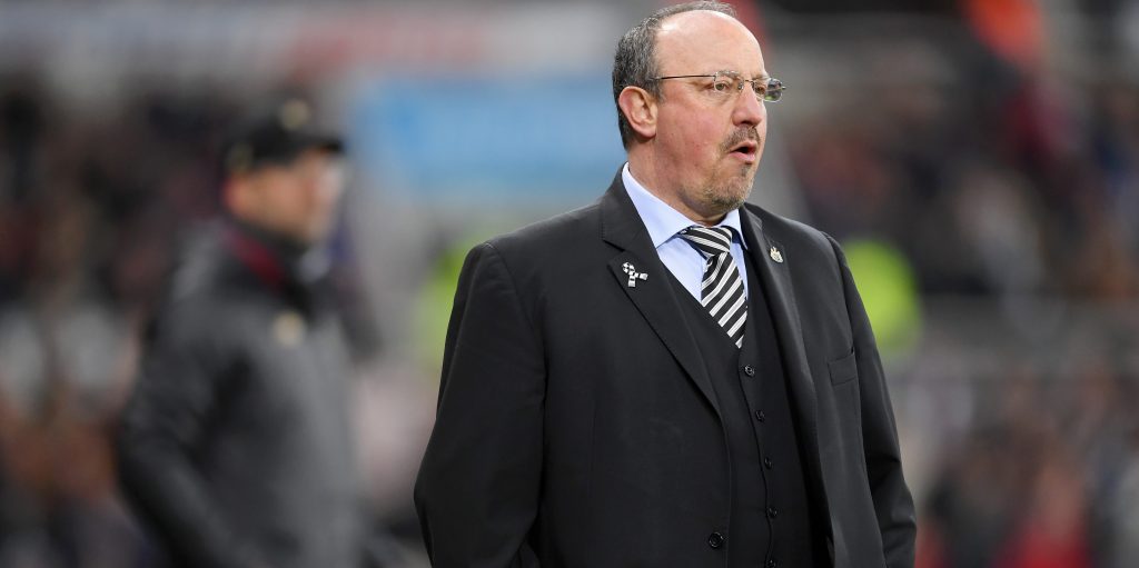 West Ham consider Everton fan target Benitez for manager job