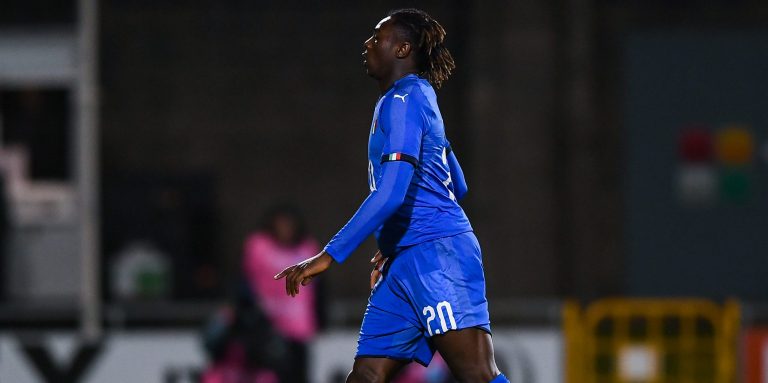 Mancini urges Kean to move to a club where he can play regularly