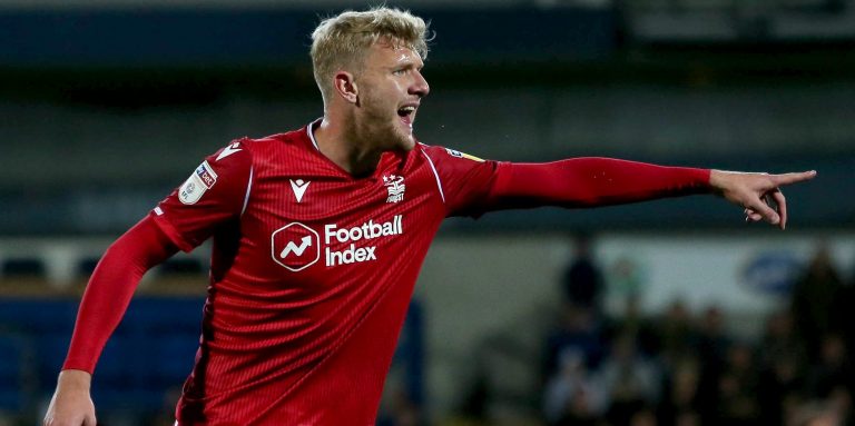 Everton to battle Premier League rivals for defender Worrall