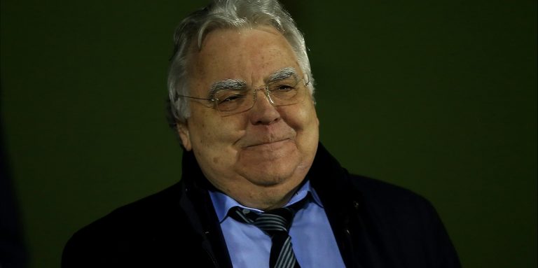 Everton fans want the club to remove Bill Kenwright from his duties