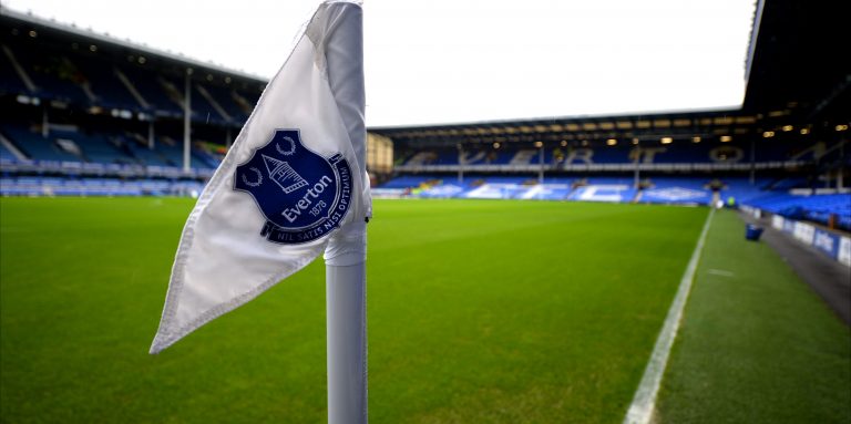 Everton eye Gillingham goalkeeper Walsh