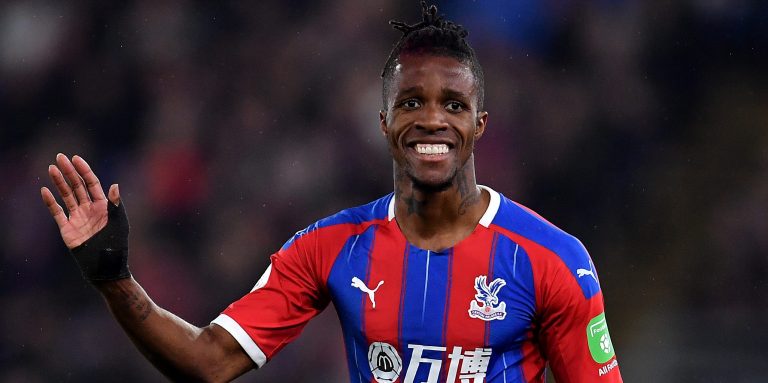 Hodgson expects Zaha to see out Crystal Palace contract