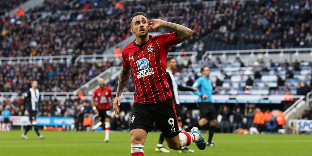 Cascarino backs Everton to move for Jimenez or Ings