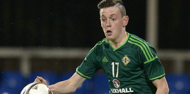 Everton given boost in Parkhouse pursuit