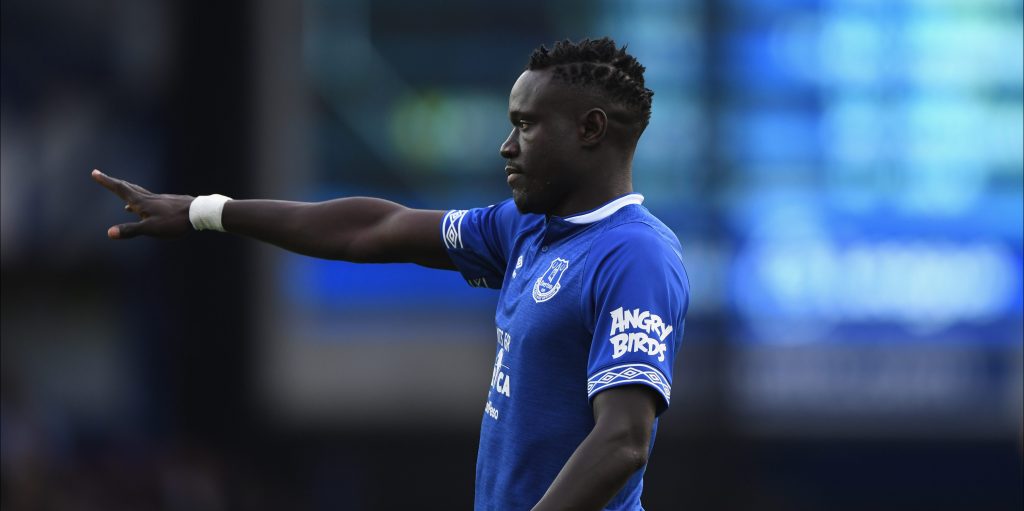 Burnley consider signing Niasse to replace Nahki Wells