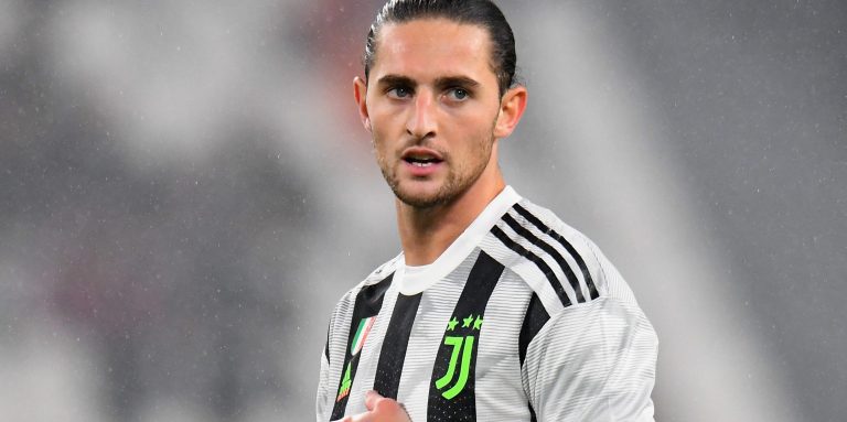 Everton to offer “expensive loan” to Juventus for Rabiot