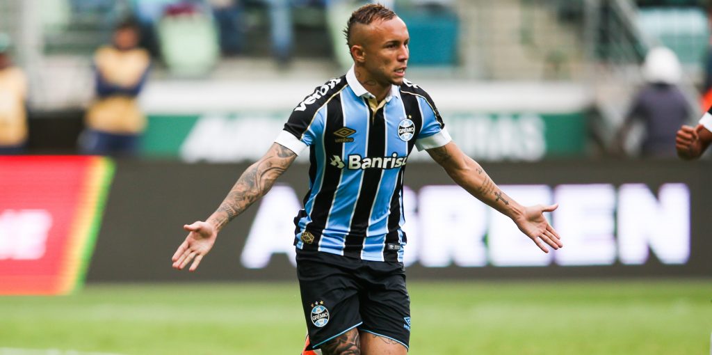 Everton interest in Everton Soares ‘kept alive’ by club meeting